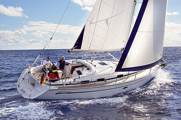 Bavaria 37 cruiser